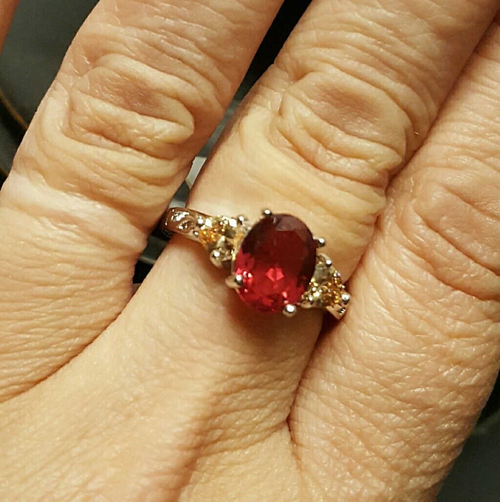 1.30ctw. Rhodolite Garnet Ring